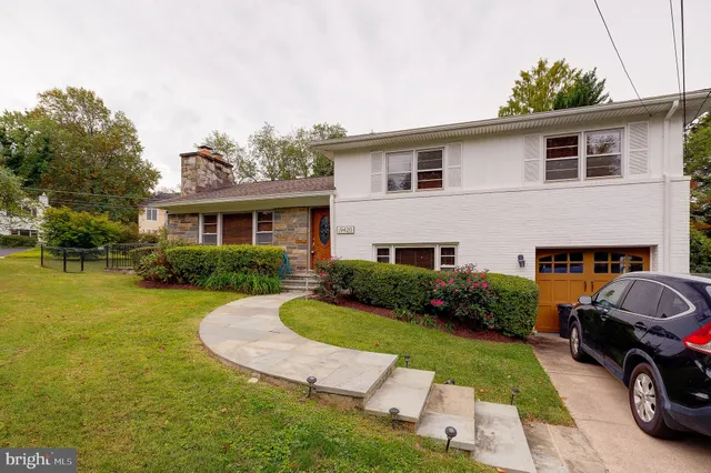 $4,995 | 9420 Holland Avenue, Bethesda, MD 20814