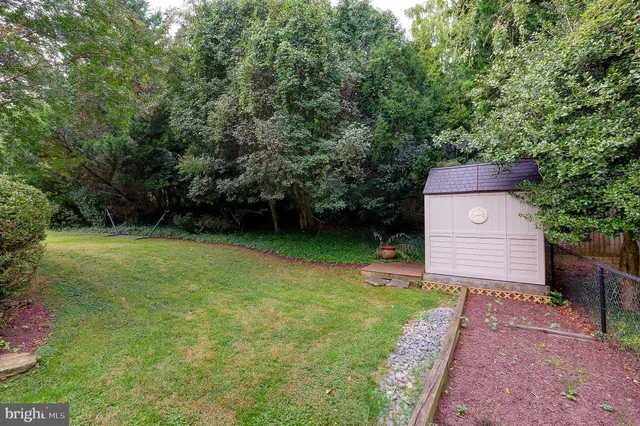 $4,995 | 9420 Holland Avenue, Bethesda, MD 20814