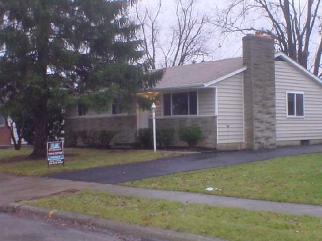 1521 Argus Road Columbus, OH 43227 - Photo 1 of 11 Gallery Image 1