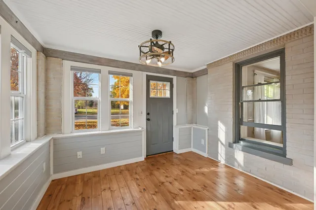 $310,000 | 225 West 4th Street, Monticello, MN 55362