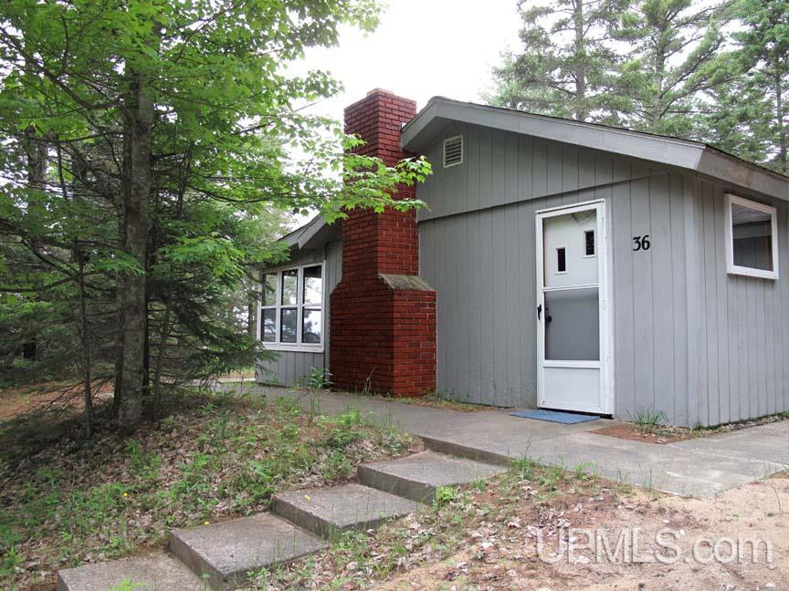 3215 Michigan Shores Road, Unit 36 Gulliver, MI 49840 - Photo 6 of 15 Gallery Image 6