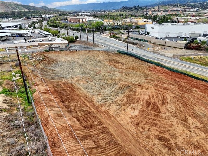 19980 Temescal Canyon Road Corona, CA 92881 - Photo 10 of 24 a view of a terrace with sitting area