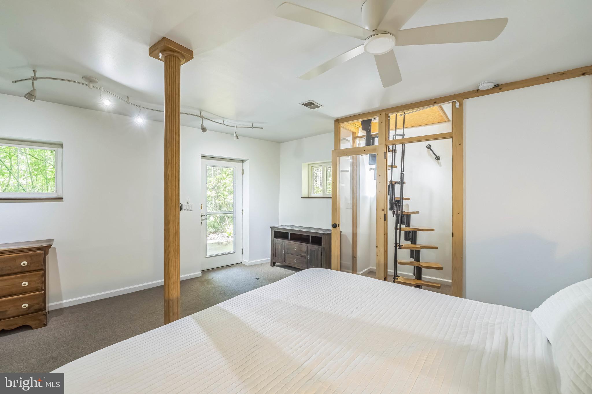 4112 Decatur Avenue Kensington, MD 20895 - Photo 25 of 40 LL, bright, large, bedroom w/walkout to patio