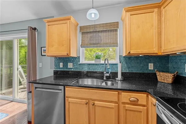 $270,000 | 1921 Northwest 82nd Street, Kansas City, MO 64151