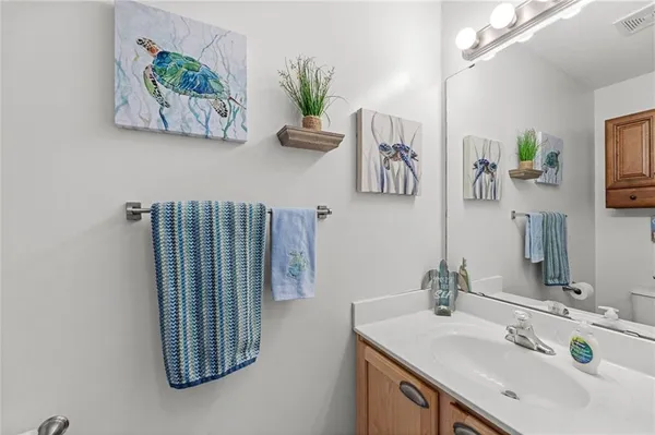 $270,000 | 1921 Northwest 82nd Street, Kansas City, MO 64151