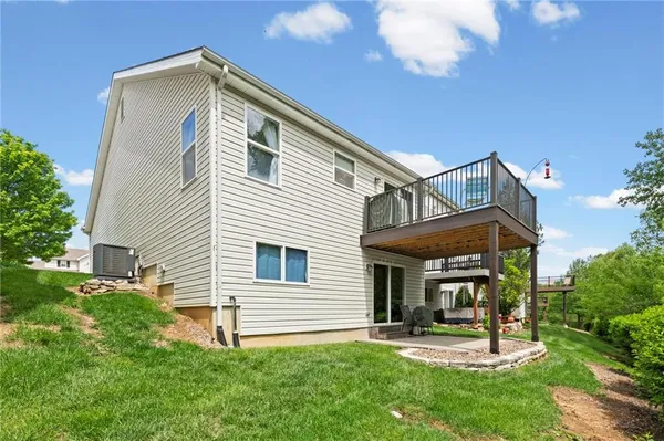 $270,000 | 1921 Northwest 82nd Street, Kansas City, MO 64151