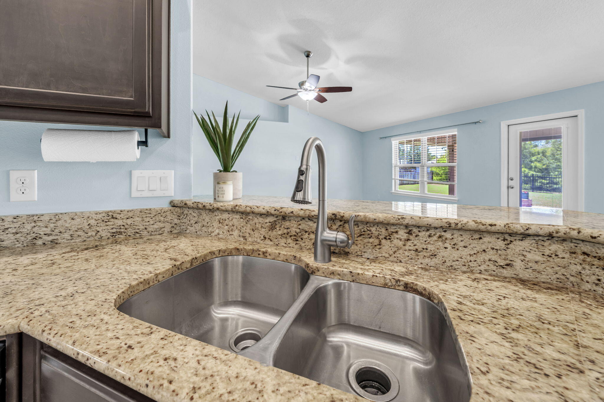 805 Symphony Way Freeport, FL 32439 - Photo 16 of 67 15-web-or-mls-DSC01060