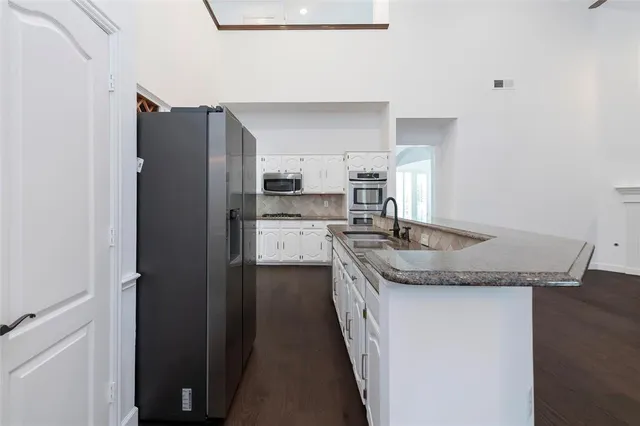 $3,500 | 7100 Oakbrook Drive, Plano, TX 75025