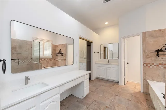 $3,500 | 7100 Oakbrook Drive, Plano, TX 75025
