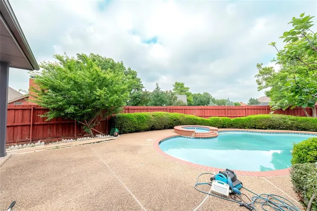 $3,500 | 7100 Oakbrook Drive, Plano, TX 75025