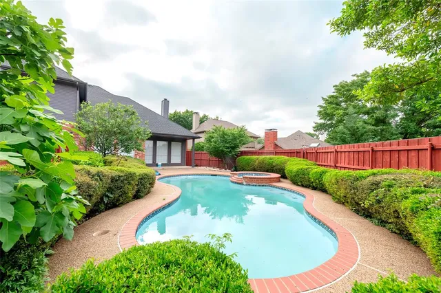 $3,500 | 7100 Oakbrook Drive, Plano, TX 75025