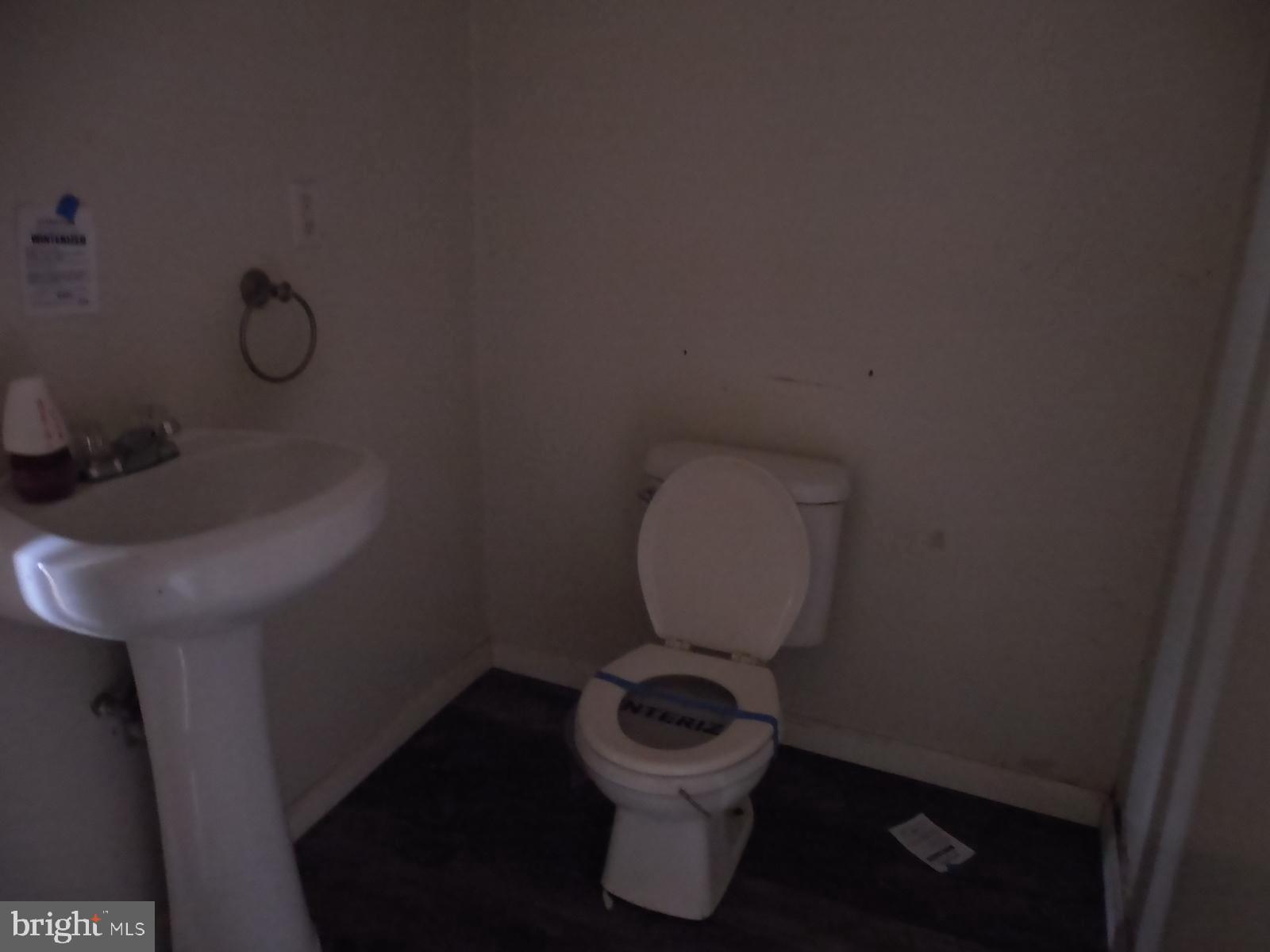 27 Allegretto Road New Castle, DE 19720 - Photo 14 of 23 a bathroom with a toilet