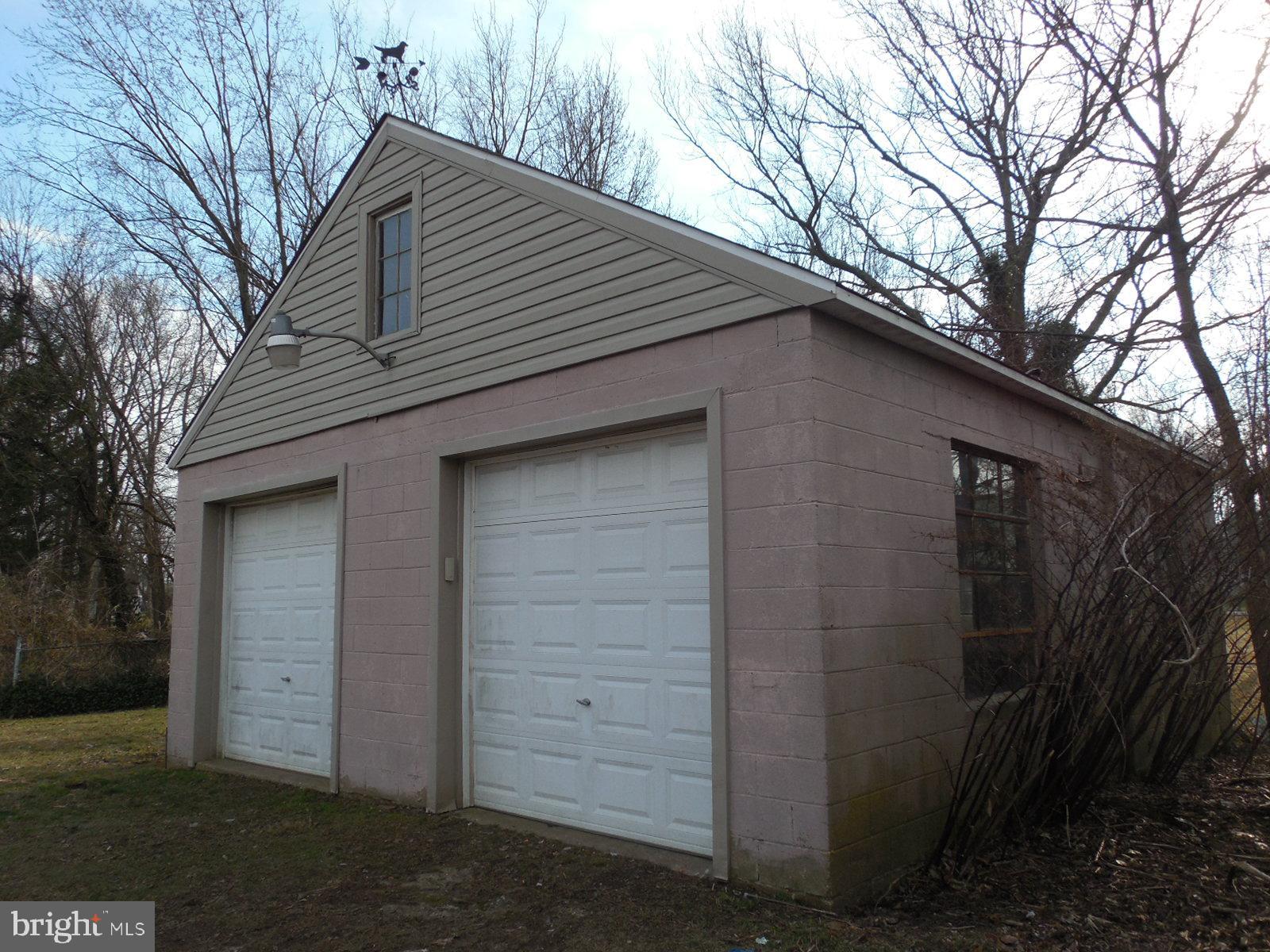 27 Allegretto Road New Castle, DE 19720 - Photo 5 of 23 a front view of a house with a yard