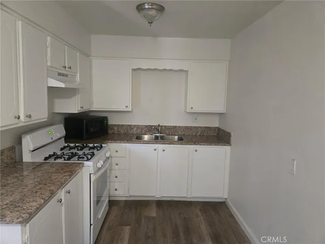 $1,690 | 5941 Limonite Avenue, Unit D, Jurupa Valley, CA 92509