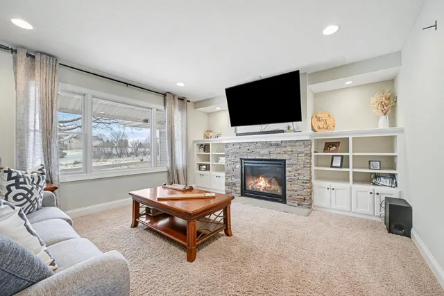 $774,950 | 2900 195th Street East, Prior Lake, MN 55372