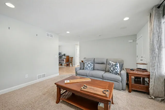 $774,950 | 2900 195th Street East, Prior Lake, MN 55372