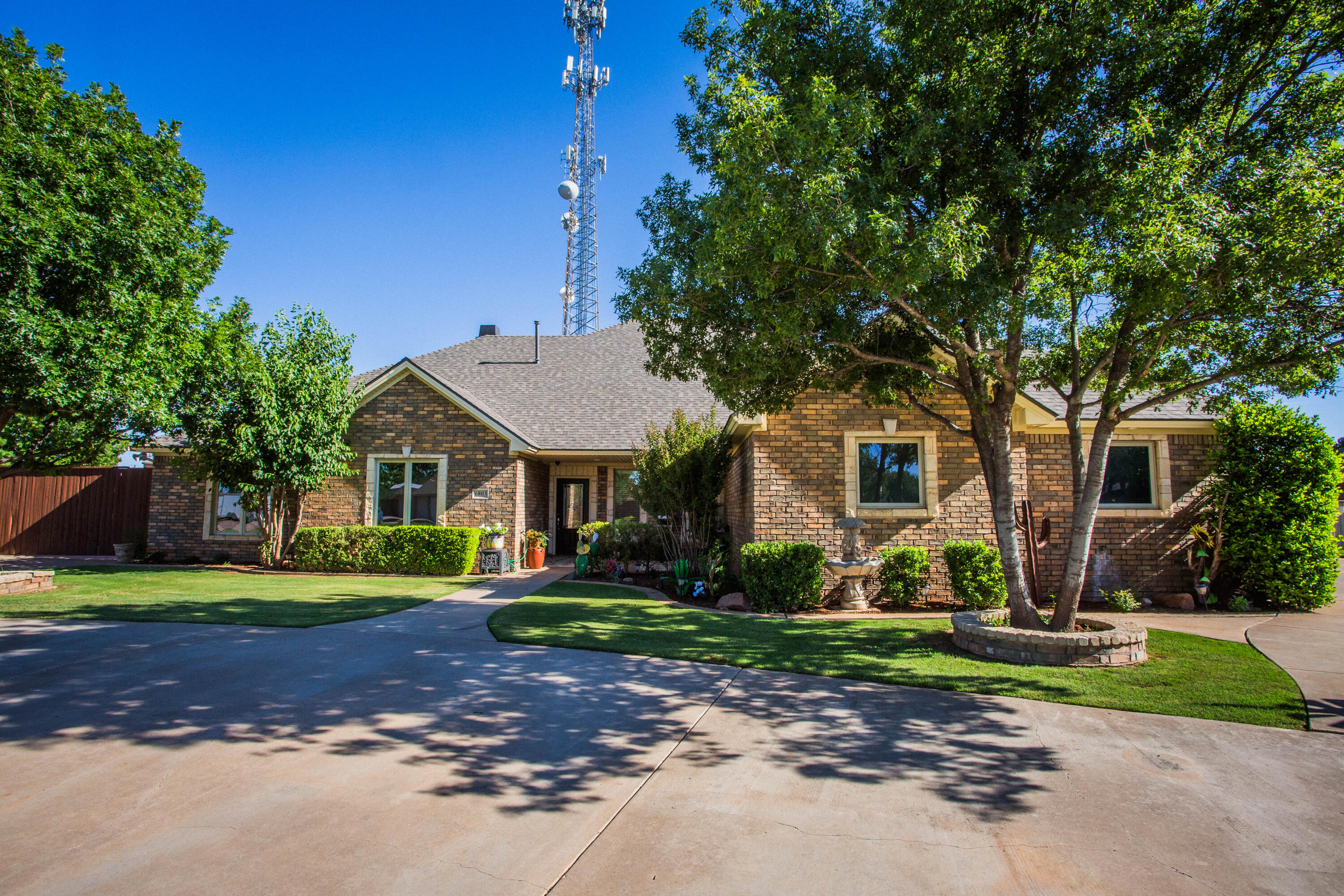 6803 79th Street Lubbock, TX 79424 - Photo 2 of 111 5V2A1181