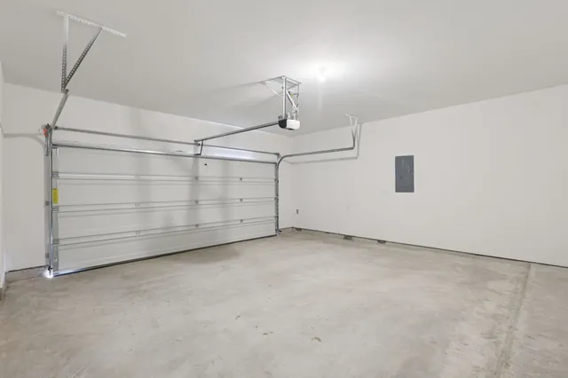 $323,390 | 19835 Emerald Bnd Way, Atascocita, TX 77346