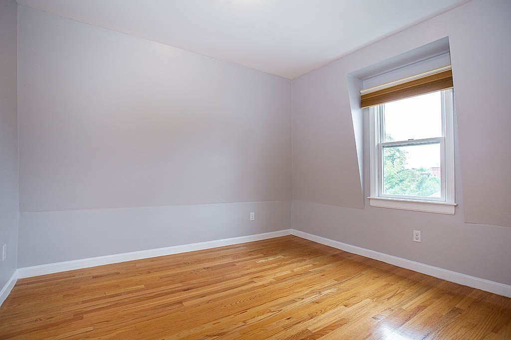 35 Maple Street, Unit 3 Waltham, MA 02453 - Photo 14 of 22 Gallery Image 14