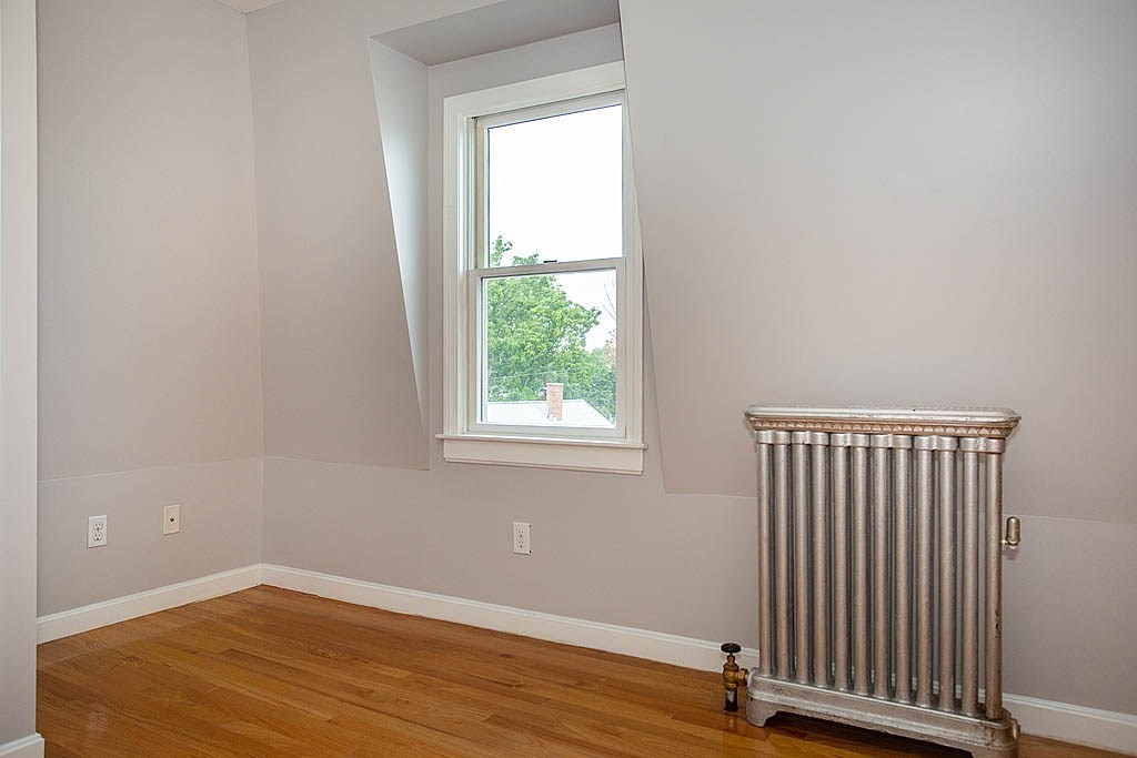 35 Maple Street, Unit 3 Waltham, MA 02453 - Photo 20 of 22 Gallery Image 20