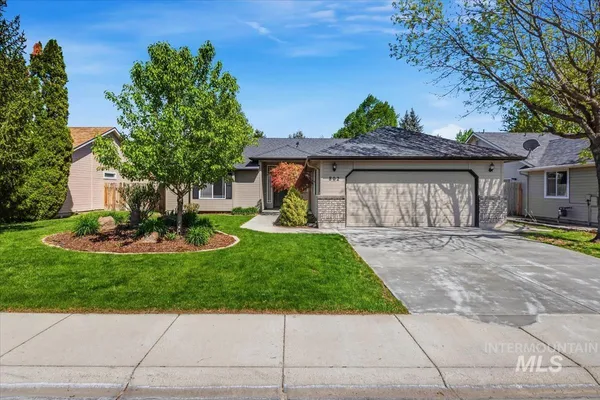 $524,900 | 802 North Echohawk Way, Eagle, ID 83616