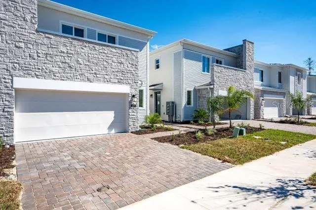 $2,250 | 307 Nine Iron Drive, Davenport, FL 33896