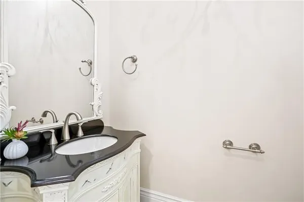 $525,000 | 4516 St Mary Street, Metairie, LA 70006