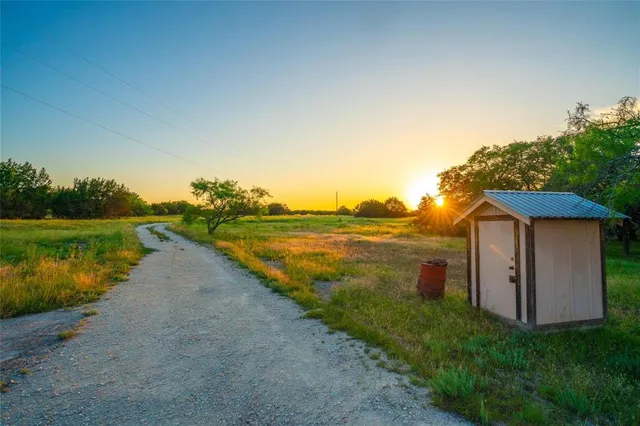 $4,990,000 | 2455 County Road 699, Lometa, TX 76853