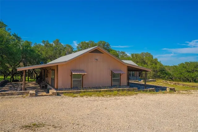 $4,990,000 | 2455 County Road 699, Lometa, TX 76853