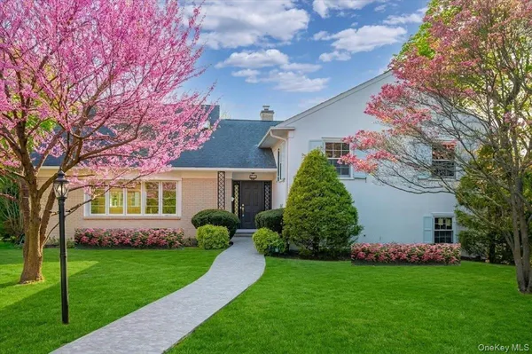 $1,850,000 | 15 Hillside Road, Bronxville, NY 10708