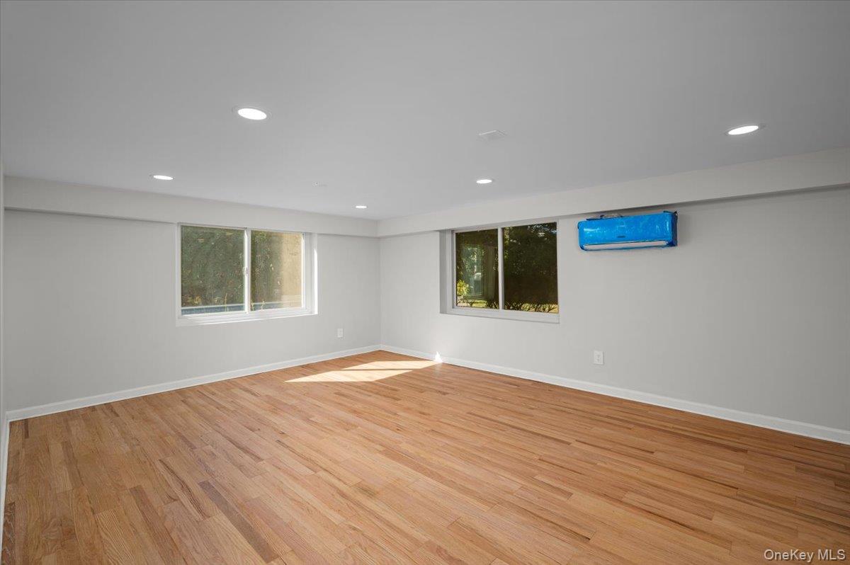 15 Hillside Road Bronxville, NY 10708 - Photo 25 of 32 Beautiful and spacious bonus room on lower level- completely above ground