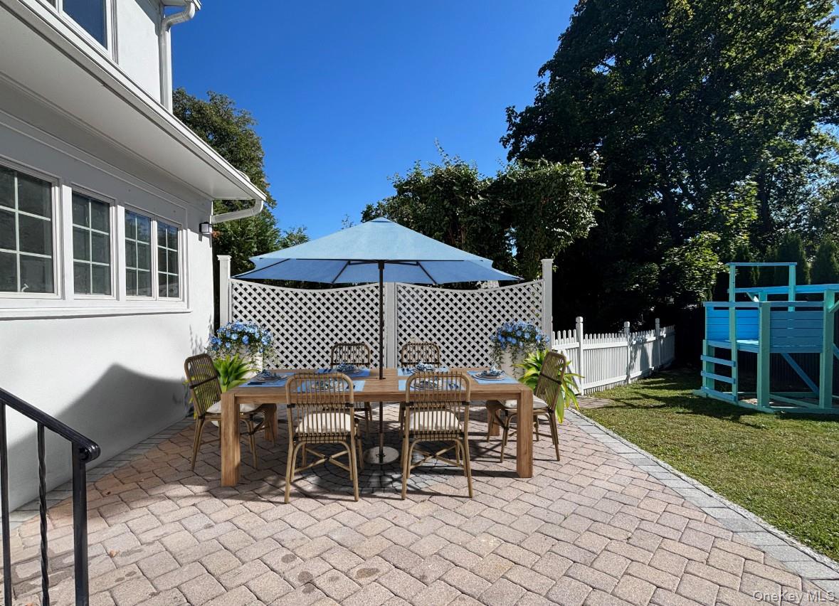 15 Hillside Road Bronxville, NY 10708 - Photo 27 of 32 Spacious pavered patio area to enjoy year round