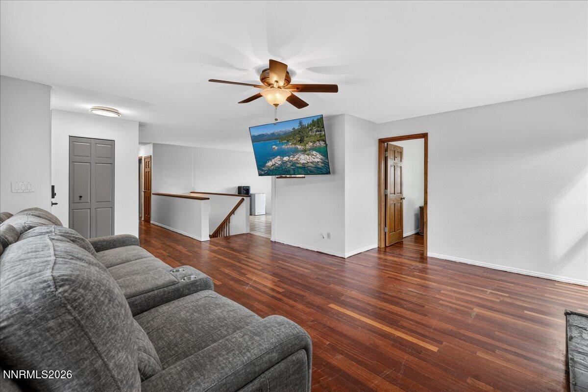 7730 Tamra Drive Reno, NV 89506 - Photo 3 of 33 07-DSC_6036