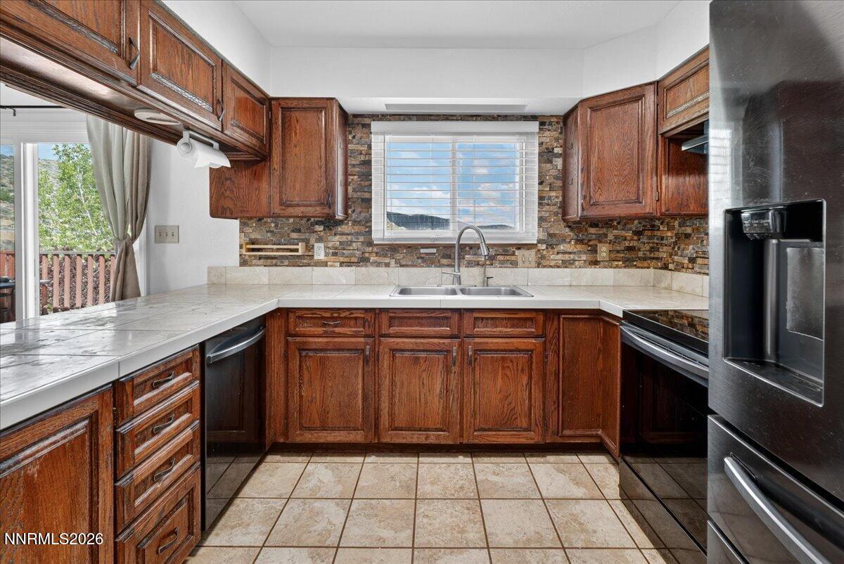 7730 Tamra Drive Reno, NV 89506 - Photo 10 of 33 14-DSC_6116