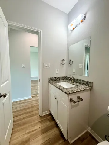 $1,300 | 502 Ross Sterling Avenue, Unit A, Anahuac, TX 77514