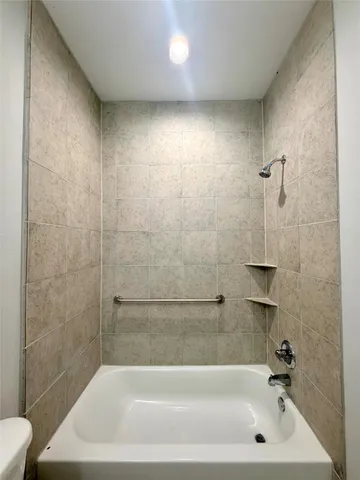 $1,300 | 502 Ross Sterling Avenue, Unit A, Anahuac, TX 77514