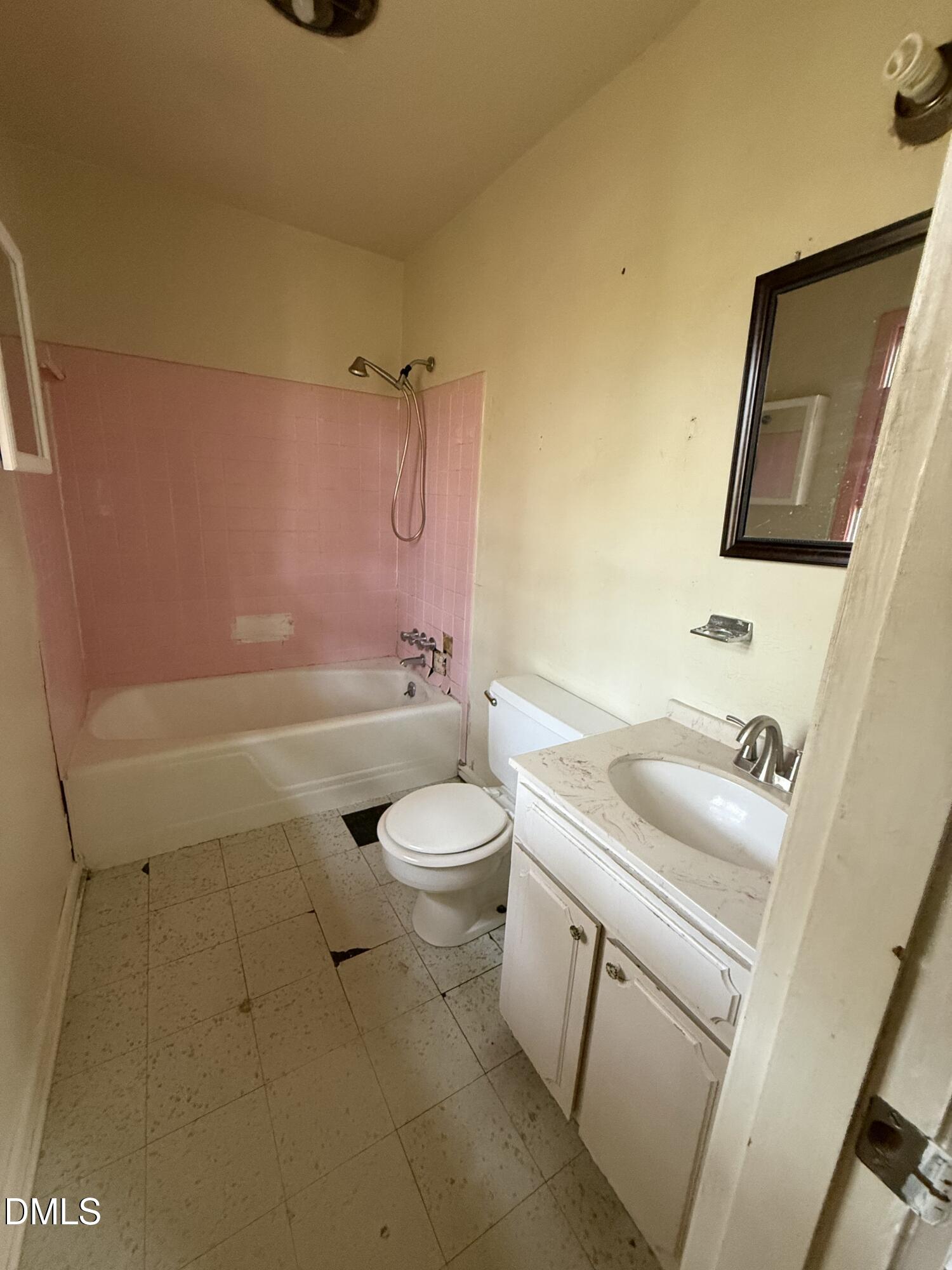 7 Custer Circle Durham, NC 27713 - Photo 11 of 19 IMG_7578