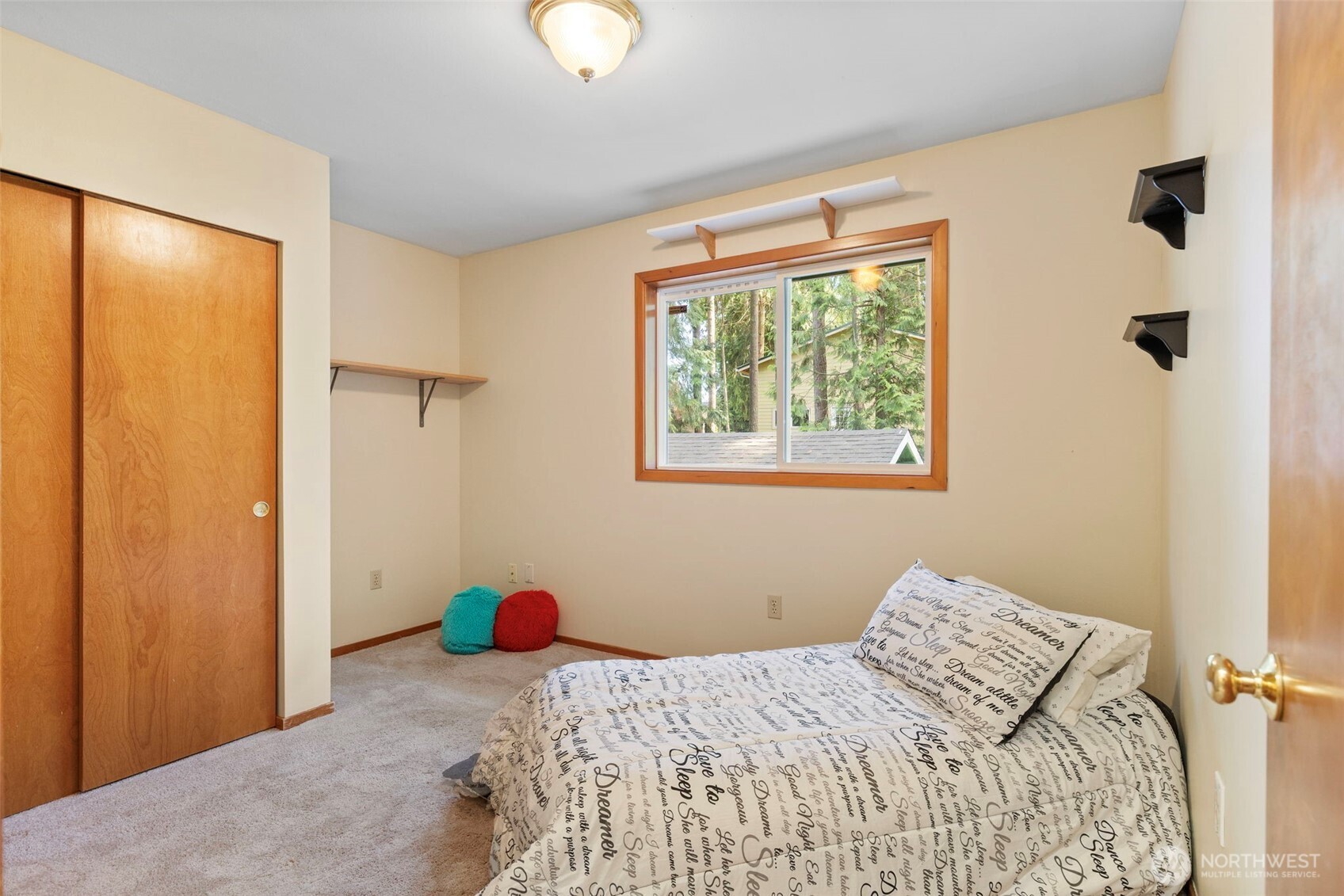 38 Brighton Street Port Hadlock, WA 98339 - Photo 17 of 35