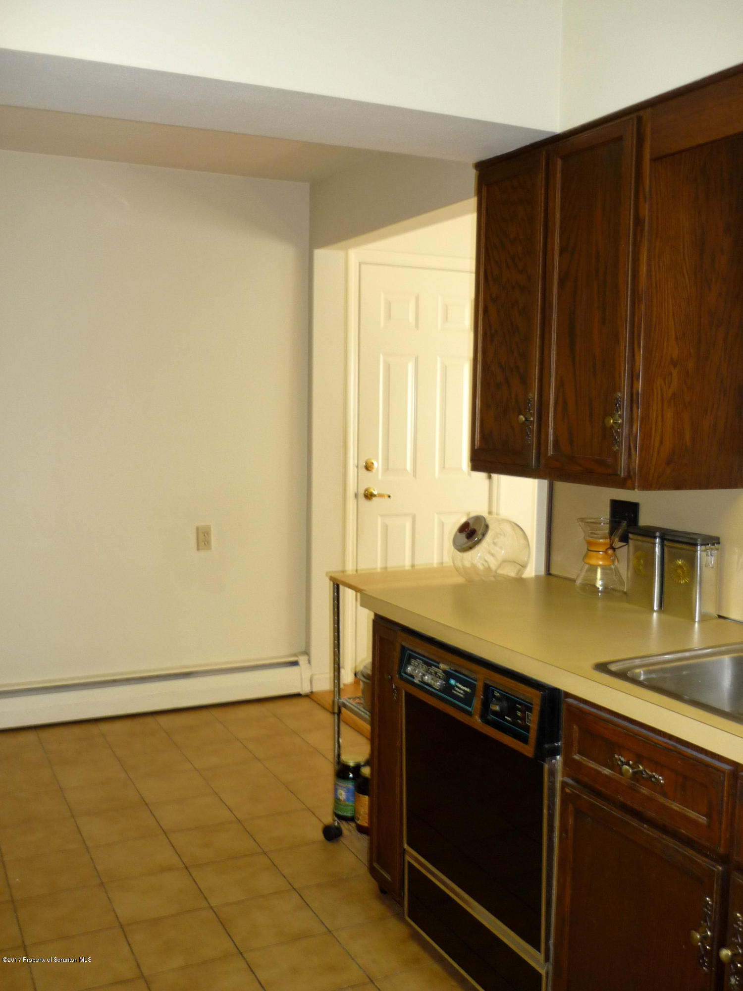 721 Layton Road Clarks Summit, PA 18411 - Photo 15 of 35 Gallery Image 15