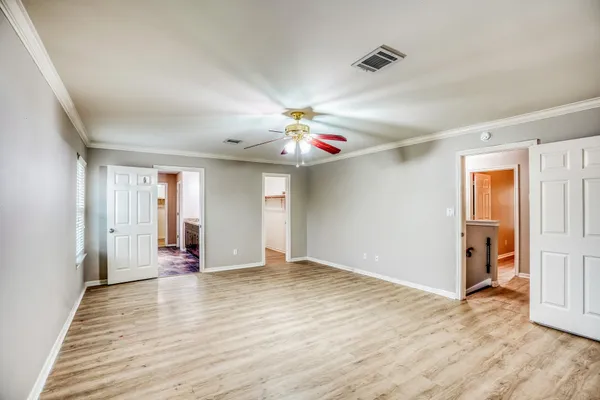 $3,795 | 2309 San Augustine Lane, Friendswood, TX 77546