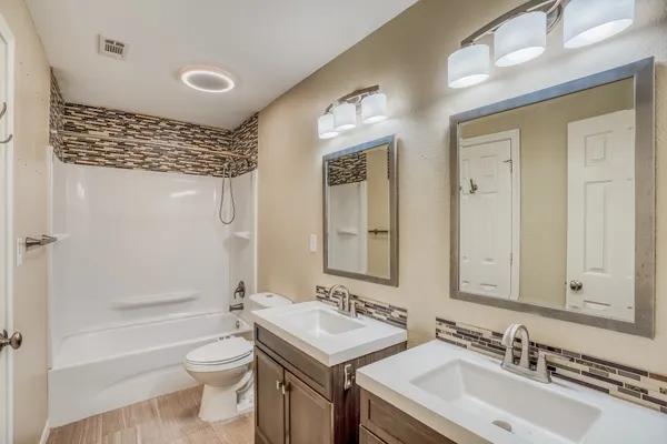 $3,795 | 2309 San Augustine Lane, Friendswood, TX 77546
