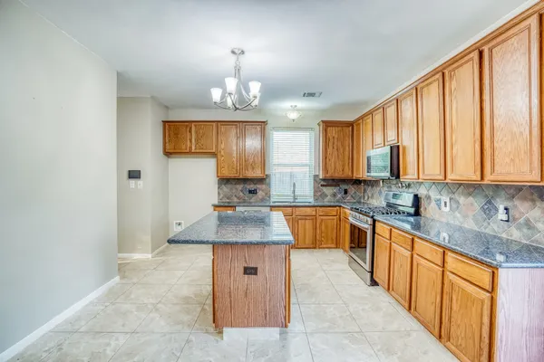 $3,795 | 2309 San Augustine Lane, Friendswood, TX 77546