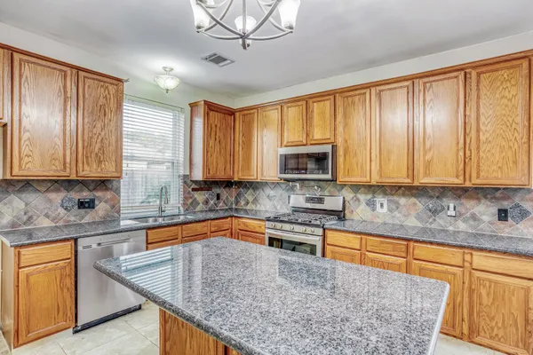 $3,795 | 2309 San Augustine Lane, Friendswood, TX 77546
