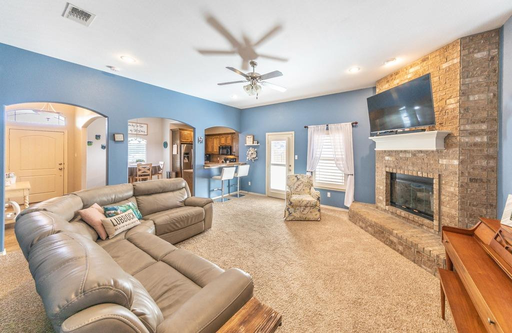 11202 Canton Avenue Lubbock, TX 79423 - Photo 2 of 21 Photo 2