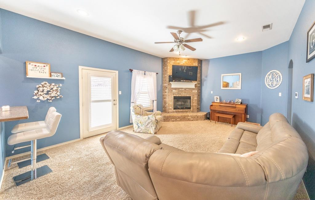 11202 Canton Avenue Lubbock, TX 79423 - Photo 7 of 21 Photo 7