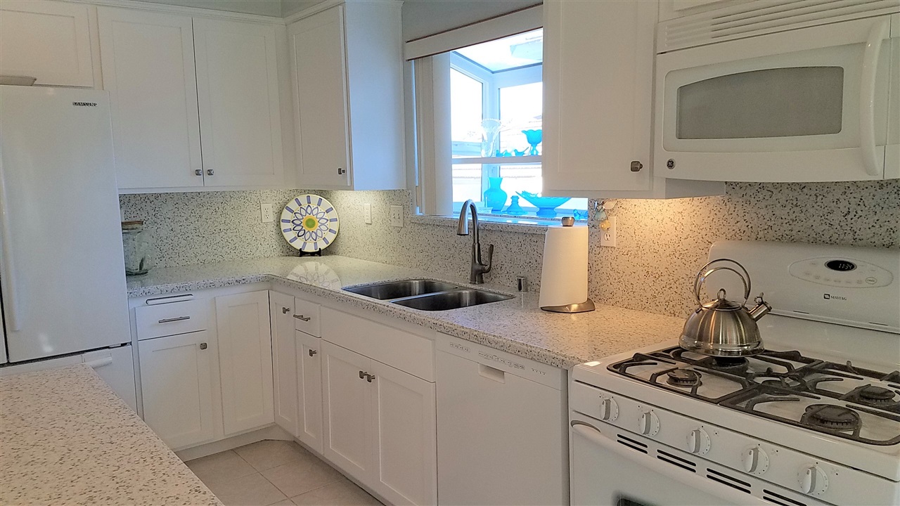 8507 Mesa Heights Road Santee, CA 92071 - Photo 6 of 23 Gallery Image 6