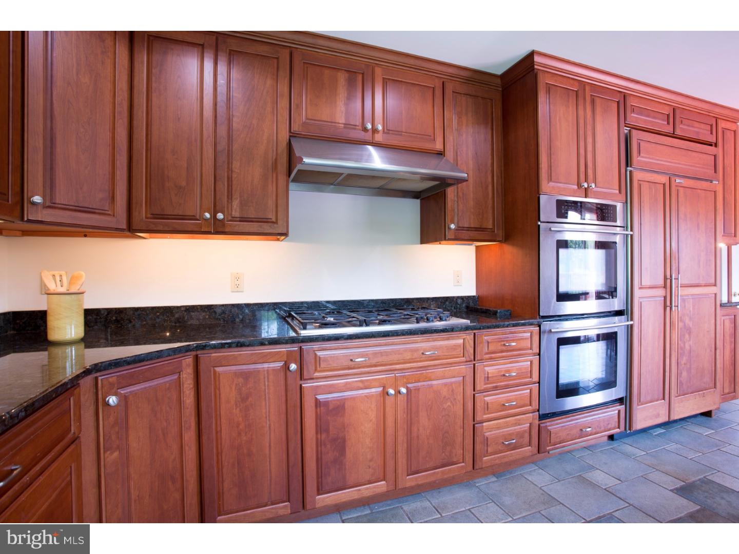 114 Cameron Drive Hockessin, DE 19707 - Photo 12 of 25