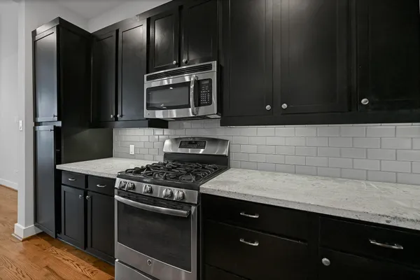 $2,600 | 3306 McKinney Street, Houston, TX 77003