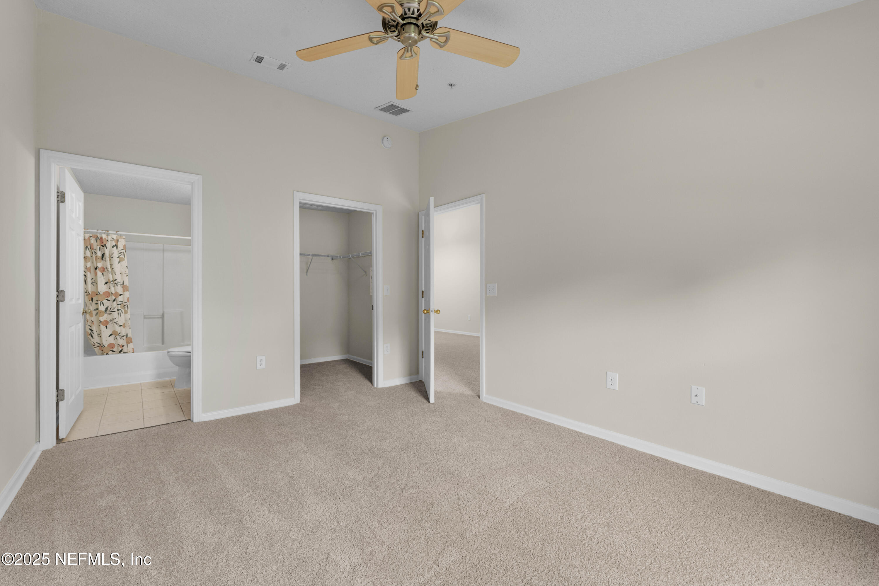 7920 Merrill Road, Unit 1116 Jacksonville, FL 32277 - Photo 14 of 27 Master Bedroom Alt View