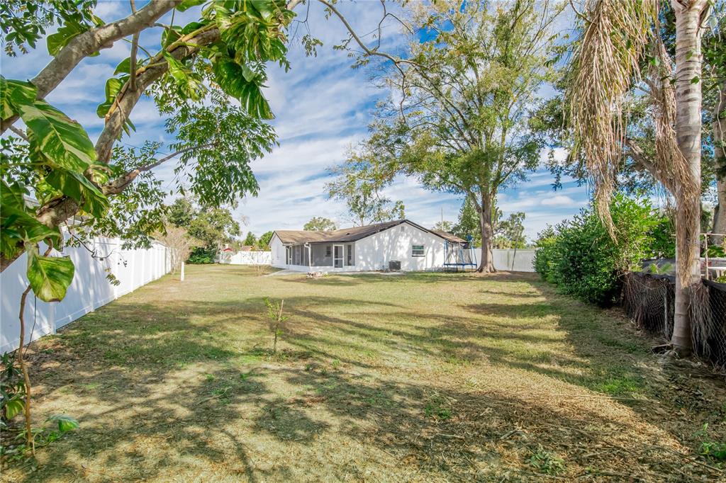 616 Highview Circle North Brandon, FL 33510 - Photo 38 of 41 a view of a swimming pool with an outdoor space